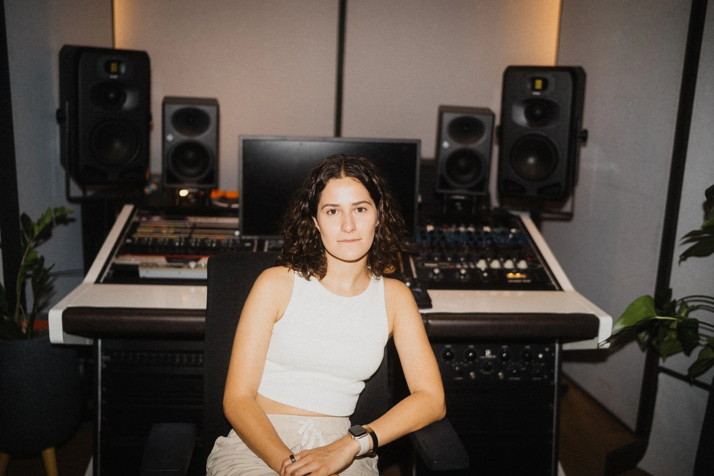Julia Borelli on Systems, Energy, and Building a Mixing Career That Lasts